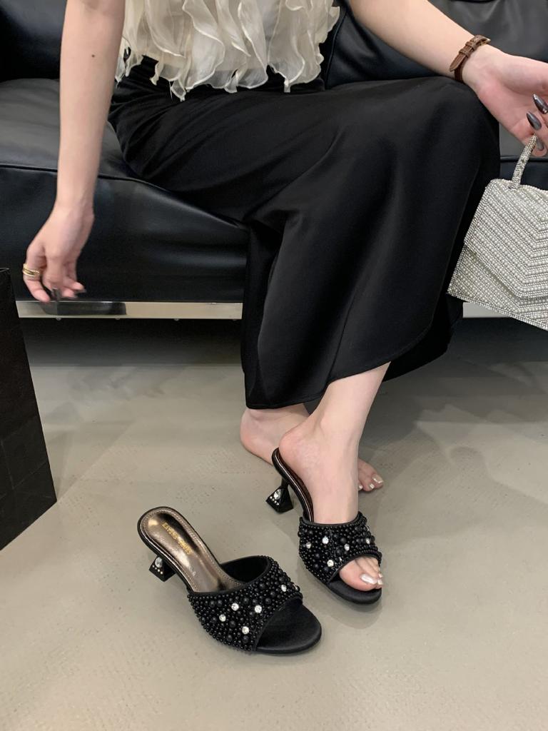 Fashion Luxury String Bead Crystal Embellish Women Slippers Elegant Open Toe Brand Slide Sandals Fashion Comfort Round Toe Designer Shoe