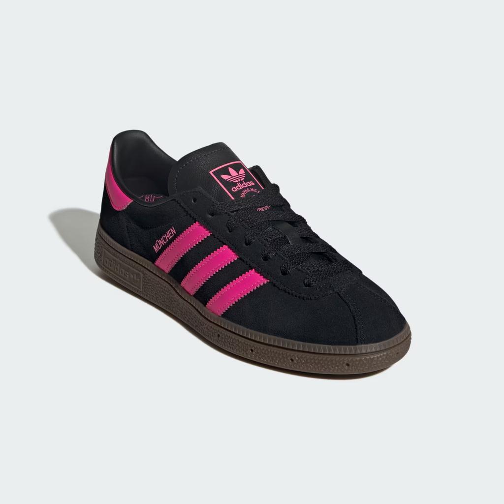 JS4000 adidas Originals Munchen Core Black Lucid Pink Gum (Men's)
