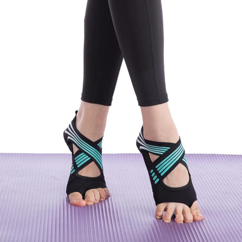 Professional Non Slip Gym Yoga Shoes Flat Soft Anti Slip Sole Ballet Fitness Dance Shoes Pilates Yoga Shoes Socks
