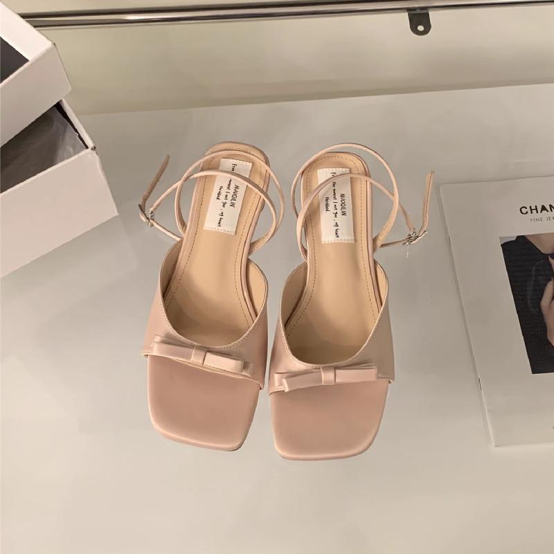 French thick heel silver thin strap sandals fairy shoes 2025 new summer with skirt bow Roman shoes