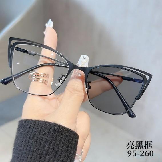 Blue Light Blocking Cat-Eye Glasses Frame for Women, European and American Cat-Eye Eyeglass Frame, Stainless Steel Myopia Glasses Butterfly Frame