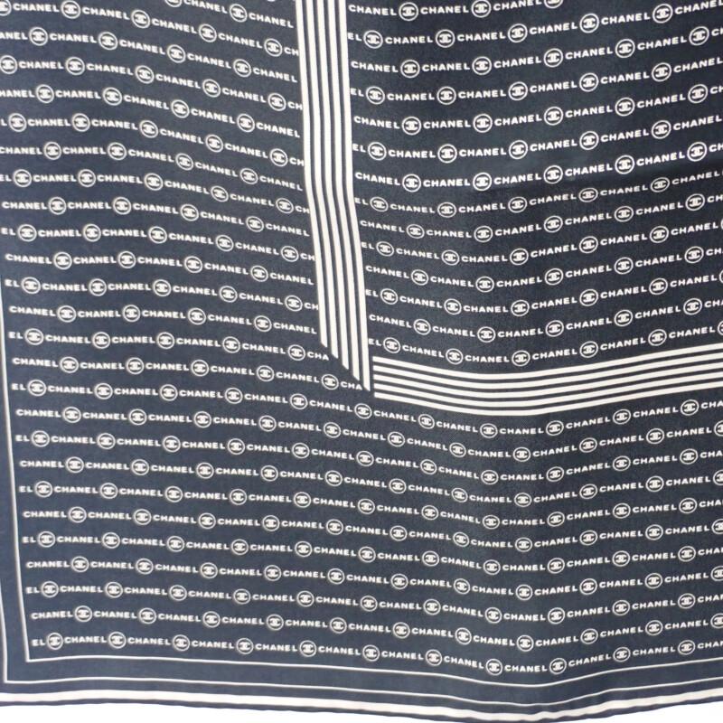 Chanel Eșarfă mătase neagră Femei