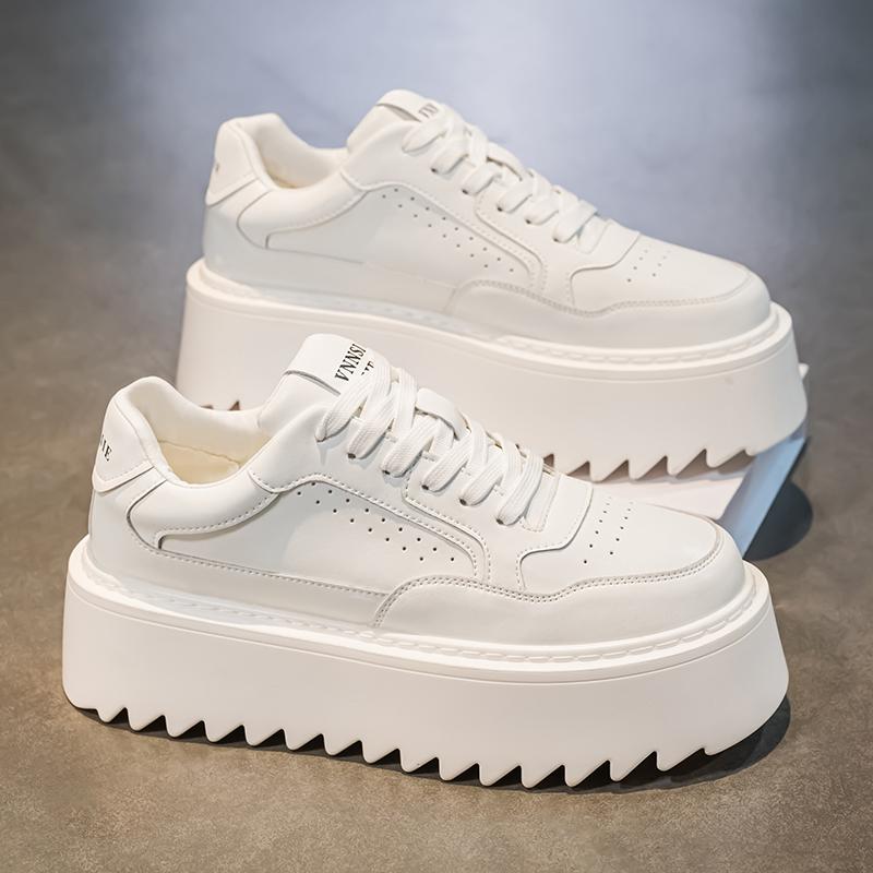 New High Rise Thick Soled Men's Shoes for Autumn Invisible Height Increasing Men's Shoes for Casual New Men's Shoes Versatile