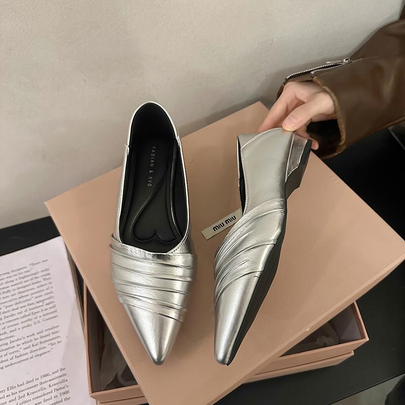 Fashion Spring New Single Shoes Women Fashion Pointed Head Shallow Mouth Fold Soft Sole Anti-slip Wear-resistant Low Heel Shoes