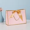 Aanpasbare Cadeautas met Strik voor Kleding, Cosmetica en Winkelen – Tote Bag Stijl met Optie voor Logo Bedrukking