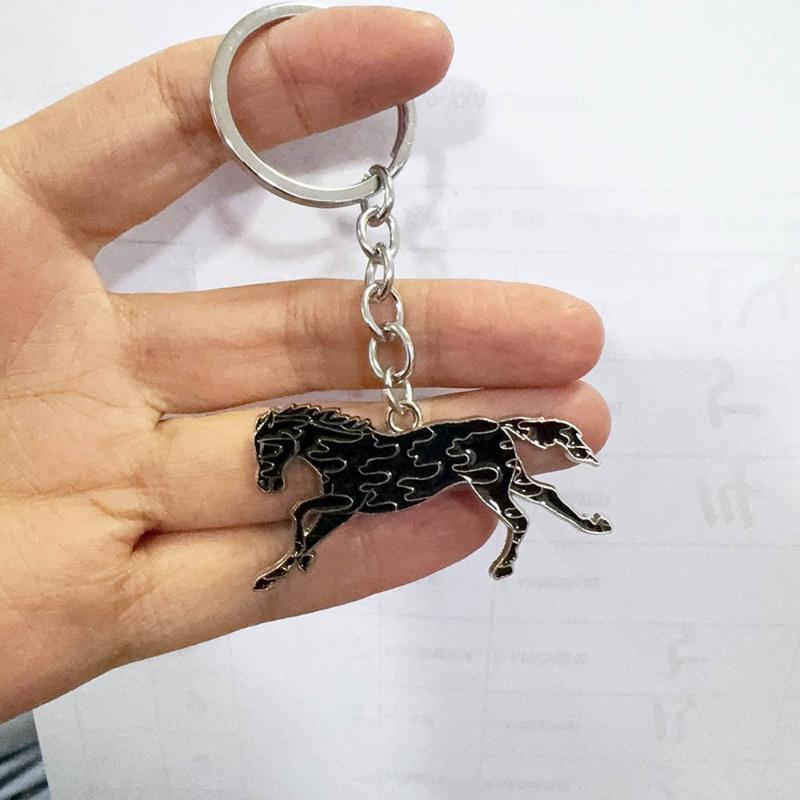 Kreativita Znamení Zvěrokruhu Kůň Kov 2026 Rok Koně Maskot Přívěsek Ozdoba do Auta Dekorace na Zavěšení na Tašku Dárky k Novému Roku