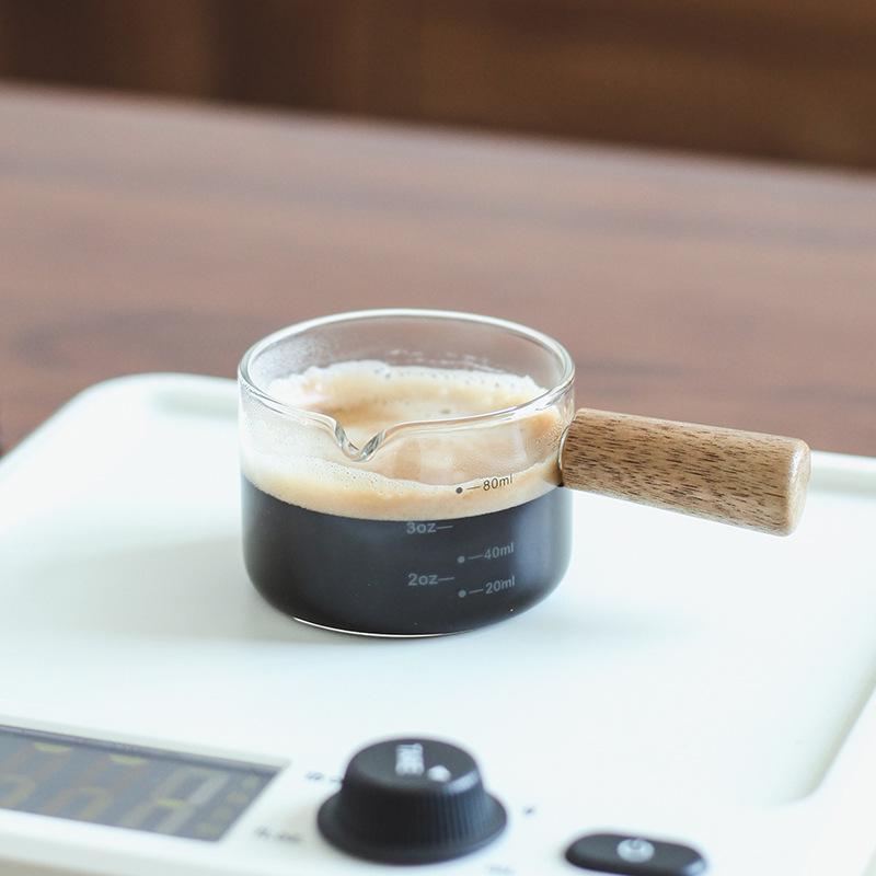 Heat-Resistant Glass Milk Jug with Wooden Handle & Measurement Markings, Ideal for Coffee, Baking & Household Use