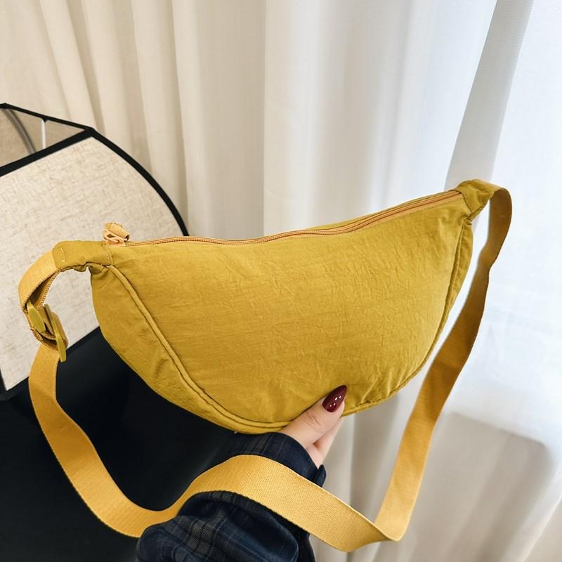 Women's bag new messenger bag nylon dumpling bag versatile casual shoulder messenger bag small cloth bag