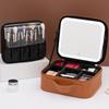 Opplyst Reise Sminkepose Kosmetikkorganisator med LED-lys Speil Justerbare Skillevegger Vanntett Bærbar Kosmetikkveske for Toalettsaker Oppbevaring