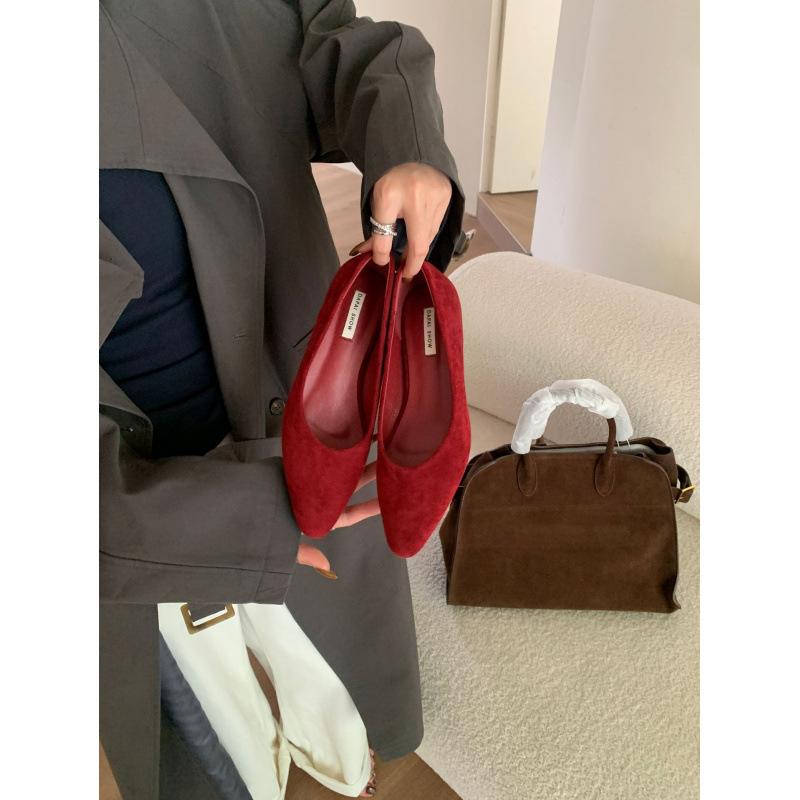 

2025 spring new versatile solid color suede pointed head thin heel medium heel single shoes low heel light mouth ladyshoes women s shoes 39