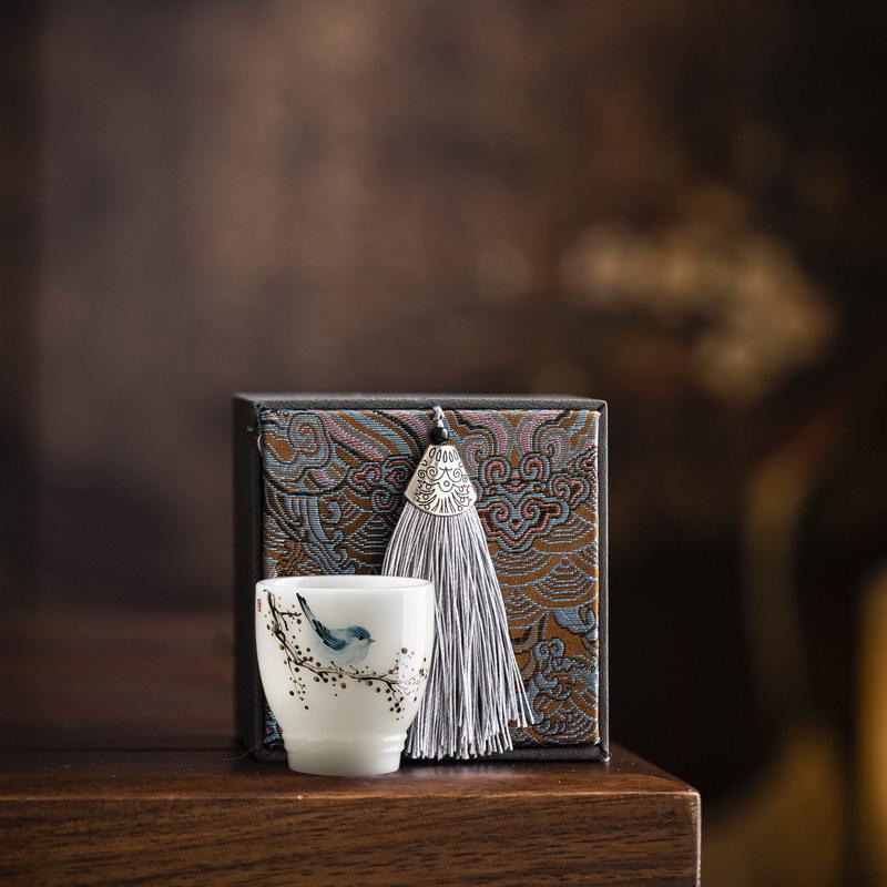 Hand-Painted Jade Gongfu Tea Cup Set with Overglaze Design – Ceramics for Tea Tasting & Gift Box Included