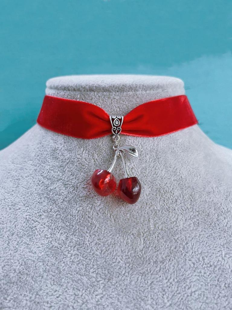Retro Cute Stereo Simulation Cherry Crystal Pendant Red Velvet Necklace for Women Collar Fashion Gothic Jewelry Accessories Gift