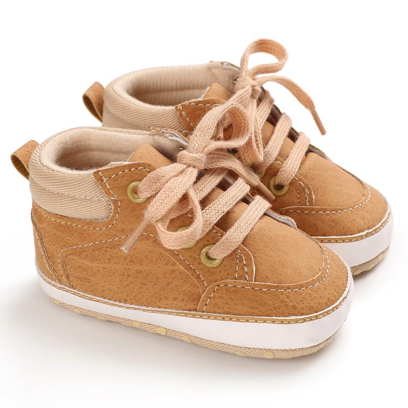 Spring and Autumn New Brown Baby Baptism Walking Shoes for Boys from 0 to 18 Months Soft Sole Lightweight Sports Shoes
