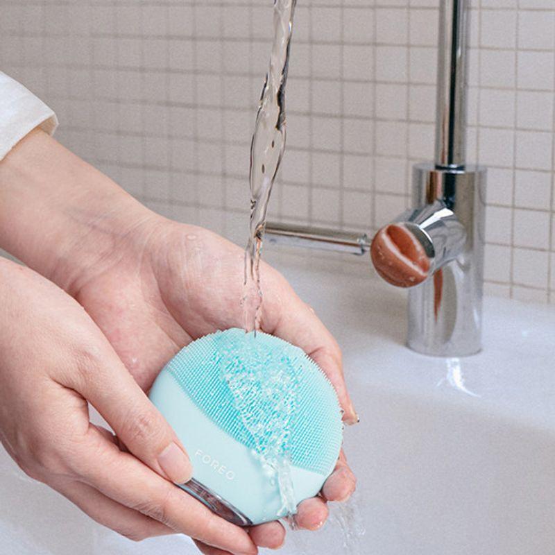 FOREO Luna 4 Mini (Arctic Blue)