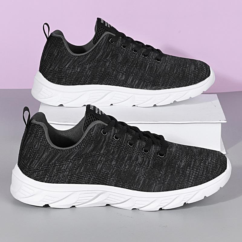 New sports and leisure summer men's breathable hollow comfortable mesh fly-woven running shoes travel men's shoes