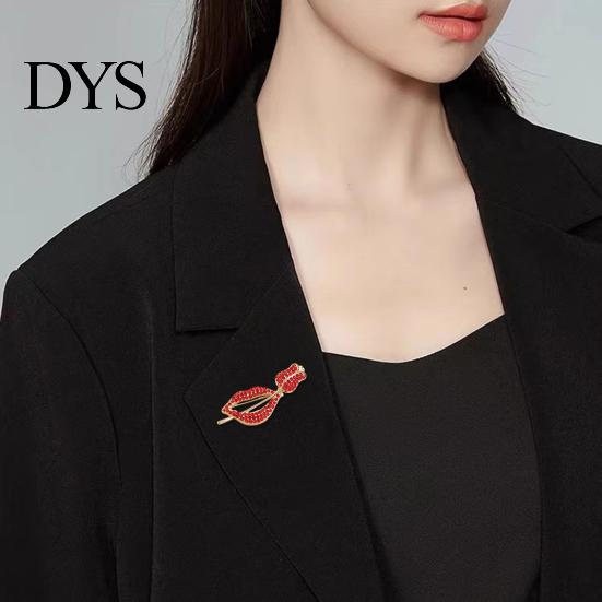 Clothes Brooch Rhinestone Flower Pin, Bow Deer Red Lip Lapel Anti-tarnish Dress Suit Hat Bag Clothing Accessories, Elegant Jewelry for Women