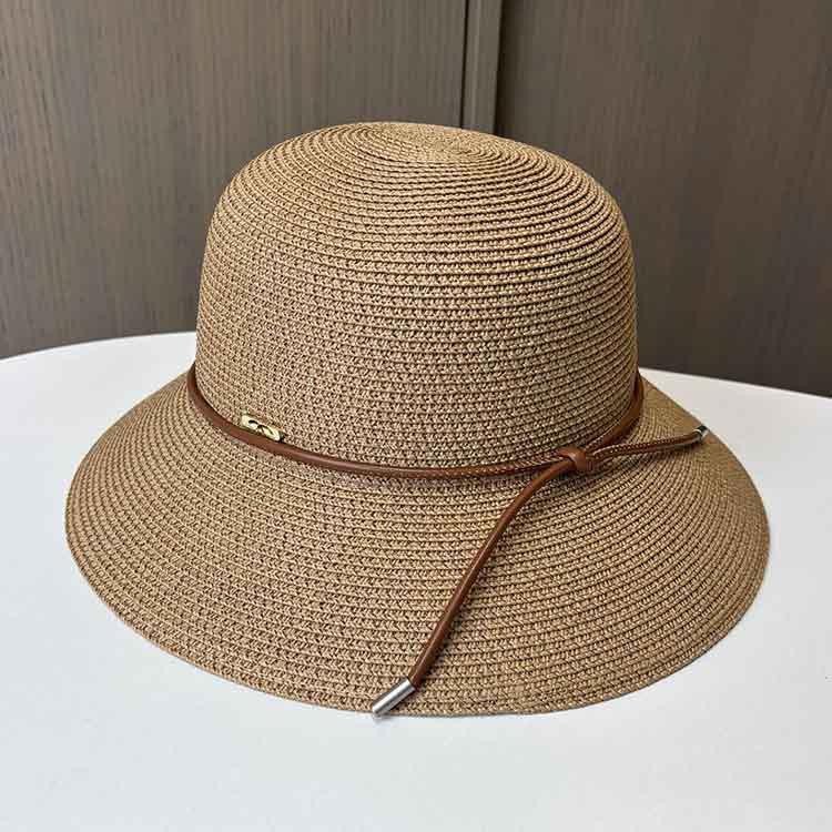 New casual simple big-brimmed straw hat, leather rope strap, beach hat, summer women's seaside UV protection sun hat