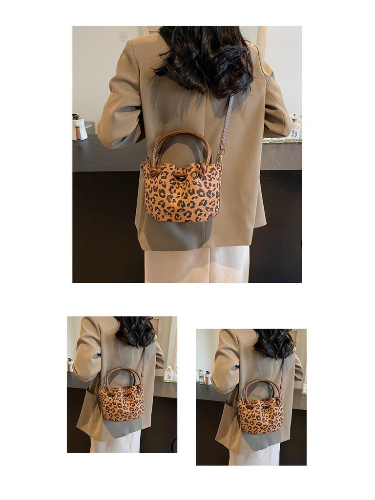 Luxury Suede Tote & Bucket Bag: Stylish Mother-Child Shoulder/Crossbody with Ruched Design