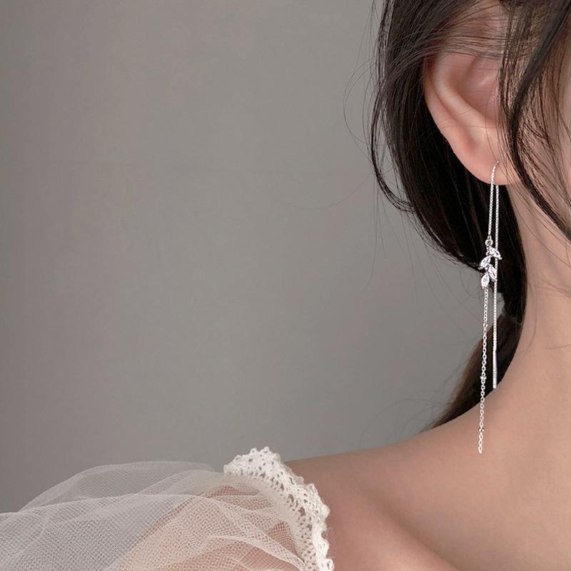 Sparkling Diamond Leaf Ear Thread Light Luxury Super Immortal Exquisite Ear Thread Exaggerate Full Diamond Ear Chain Ultra Long Tassel Leaf Earrings