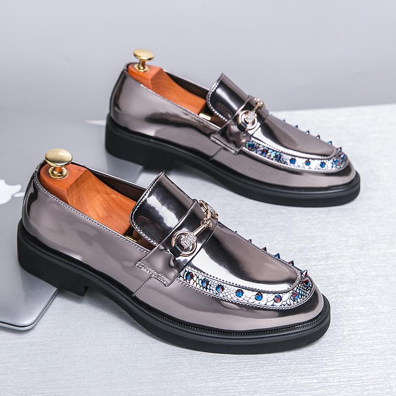 Men's shoes large size Chelsea loafers size 46 men's glossy riveted leather shoes men's British style single shoes