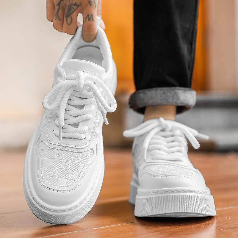 

Korean version of trendy versatile printed little white shoes men s 2024 new fashion skateboard shoes students lightweight lace-up casual shoes 44
