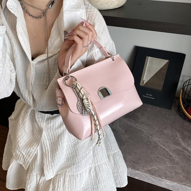 Premium textured bag women's 2025 new fashion versatile messenger bag spring and summer popular portable small square bag
