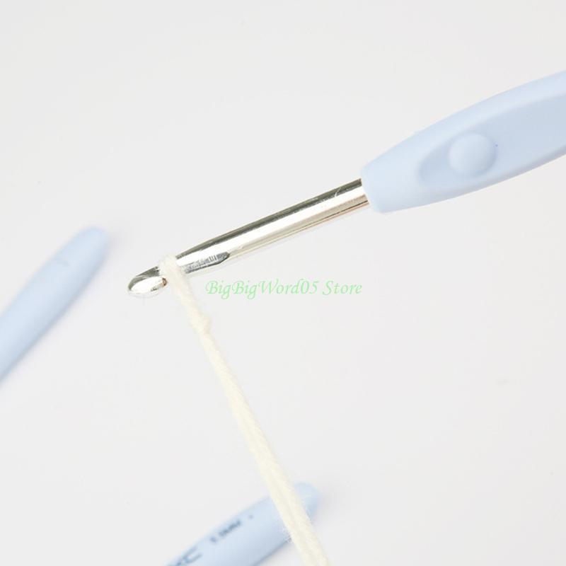 24TE 1.5-6mm Crochet Needles Soft Handle Crochet Hook Set for Crochet Craft Lightweight Crochet Hooks for Knitter Enthusiasts