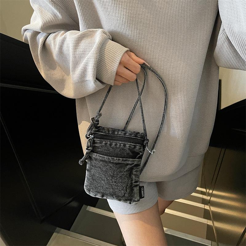Retro Denim Shoulder Bag Women's Casual Washed Denim Cloth Messenger Bag Travel Mobile Phone Bag Small Square Bag