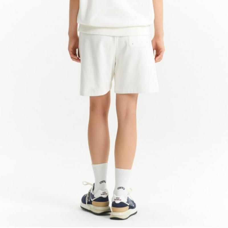 New Balance Shorts Kqj Nbnve21053 64 Public Essential Pin Tuck 5 Part Shorts  Sta