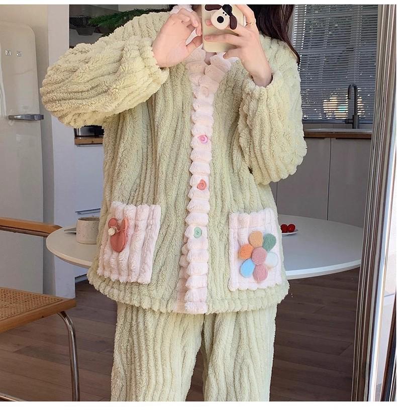 Set Pijama Coral Fleece de Toamnă/Iarnă pentru Femei - Halat de Baie Lung de Catifea și Cămașă de Noapte