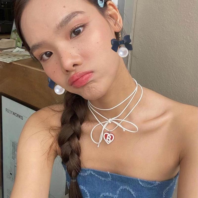 Stylish Pearls Bowknot Dangle Earrings Ornament Distinctive Ear Pendant Ear Rings Adornment Versatile Fashion Accessory