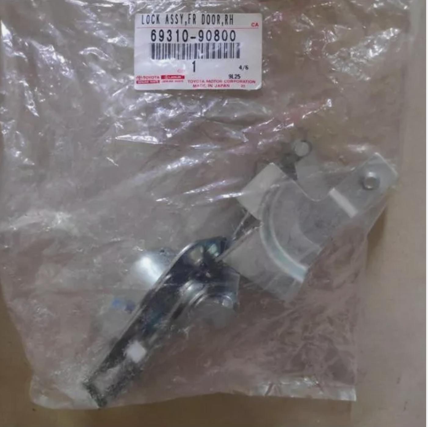 

Оригинальный замок TOYOTA LandCruiser в сборе, передняя правая дверь 69310-90800