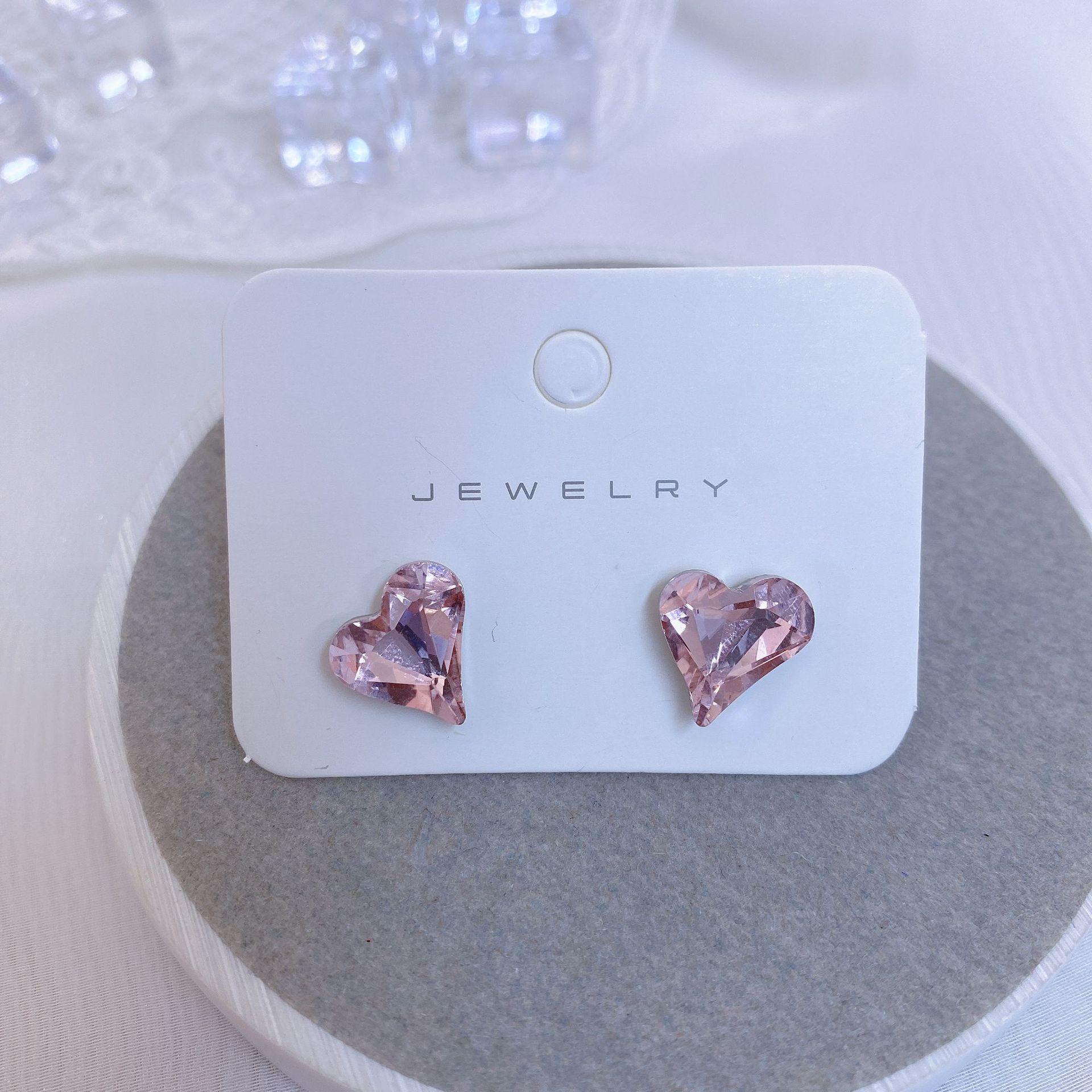 

Изысканный комплект серег из серебра 925 пробы с цирконием: Легкий, роскошный и универсальный ежедневный уход за ушами.