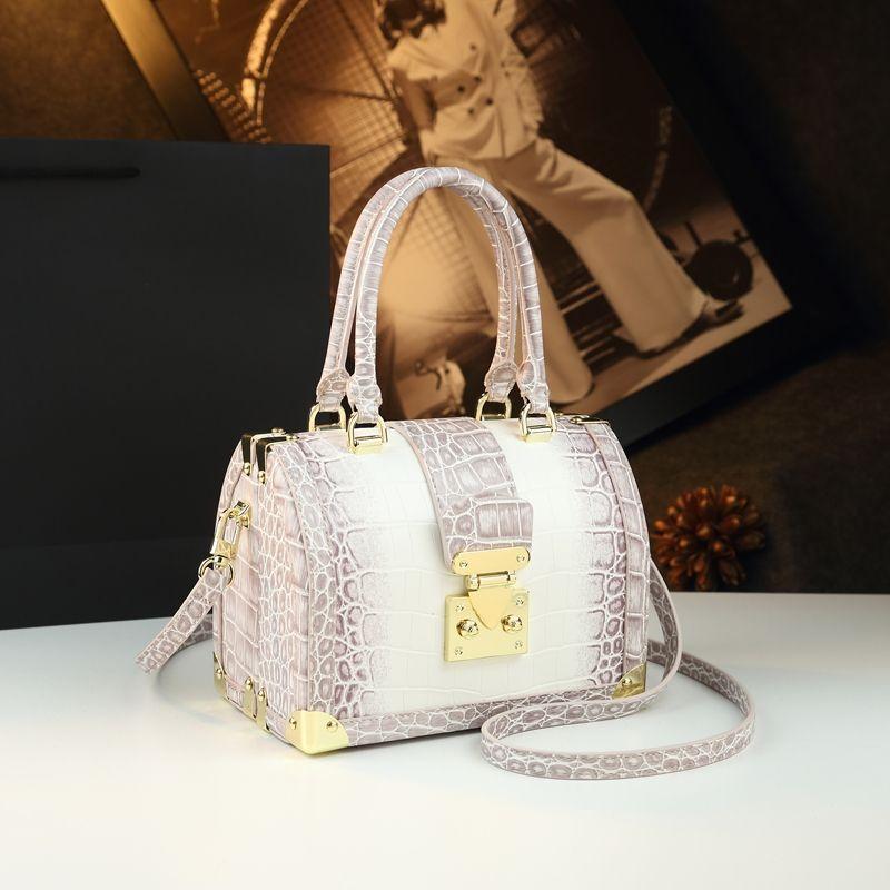 Foreign Style Crocodile Pattern Doctor Bag Temperament Portable Messenger Bag Exquisite Leather Women'S Bag High-End Trendy