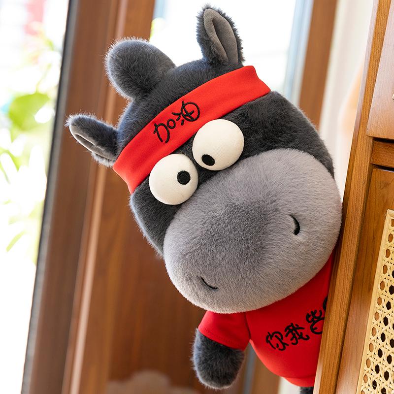 Funny you and I are both dark horses, a black pony doll cute plush toy rag doll gift man