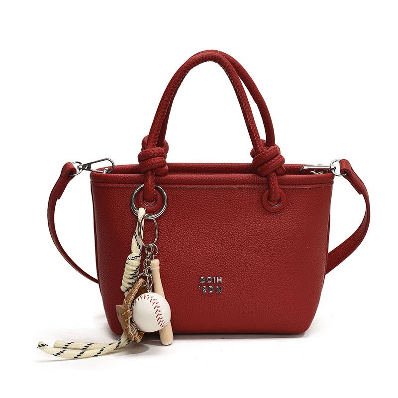 Fashion Handbag Women's New Versatile Single Room Bag Casual Commuter Messenger Bag