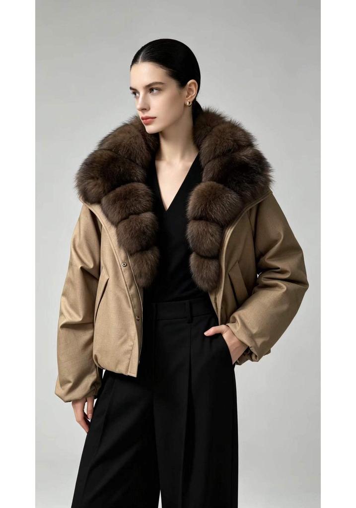 Women's Winter Fox Fur Collar Down Jacket - Stylish, Loose, and Warm Fur Coat