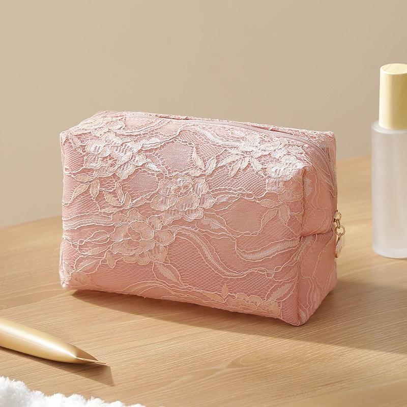 

Lace Mesh Women s Makeup Bag Large Capacity Cosmetic Organizer Zipper Portable Toiletry Bag рожевий