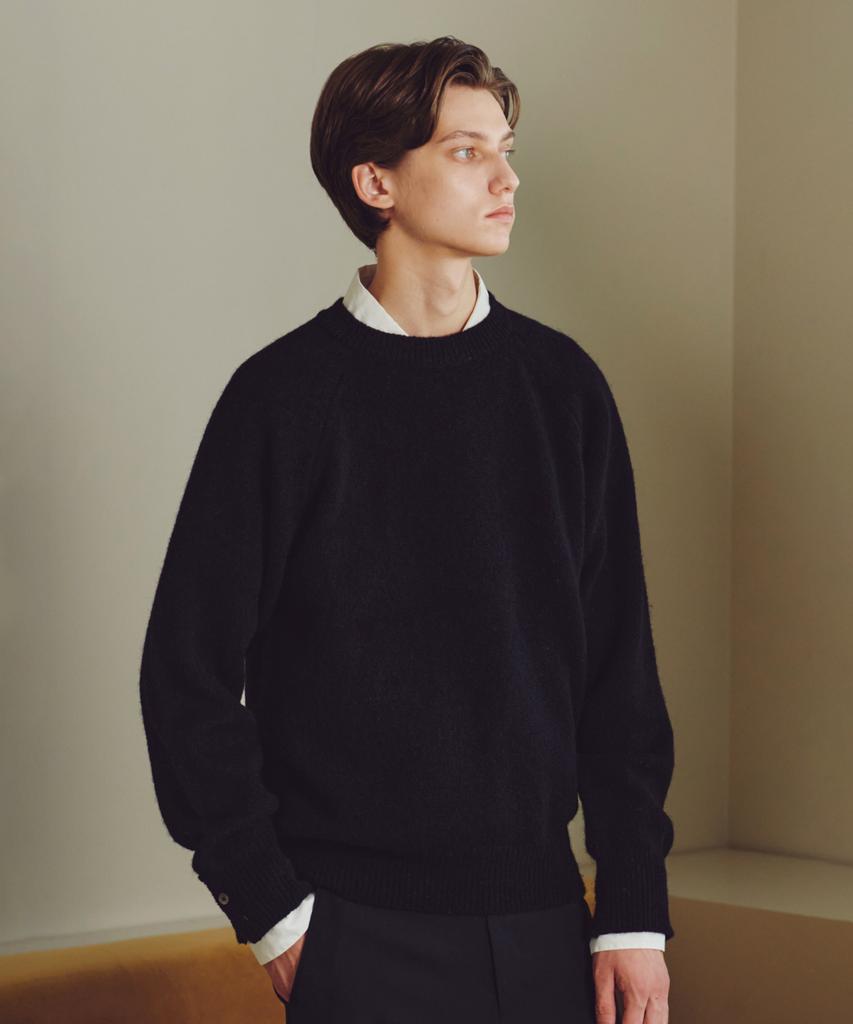 KNITTED Shaggy Dog 100% Wool Round Knit Black