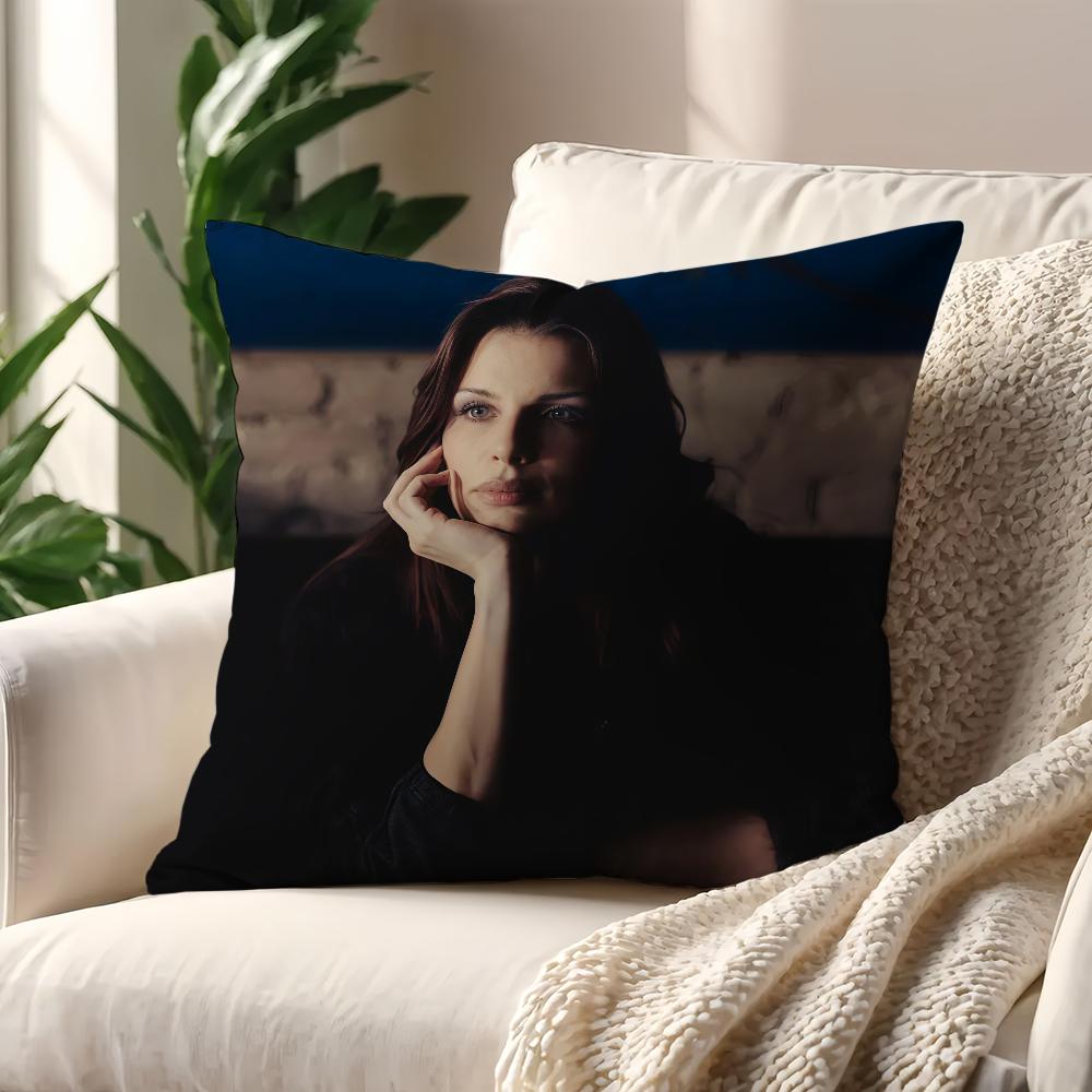 

Actor J-Julia F-Fox cushion cover For Pillow Printing Sofa Decoration Home Car Room Coffee Shop Office Nordic Simplicity 30cmx30cm