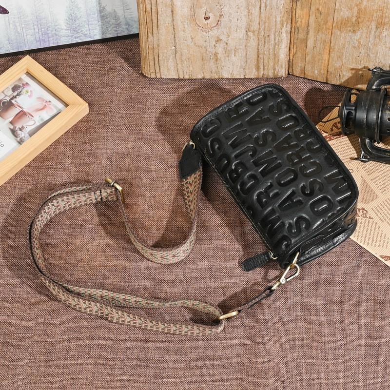 Johnature Retro Dámská taška z pravé kůže s ražbou písmen Všestranná široká ramenní popruh Ramenní crossbody taška
