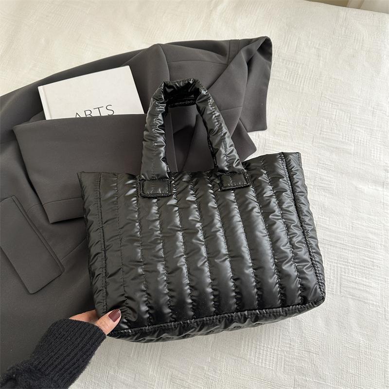 

Large Capacity Tote Bag For Women Cotton Padded Nylon Handbag Solid Color Casual Elegant Shoulder Bag Fashion Purse