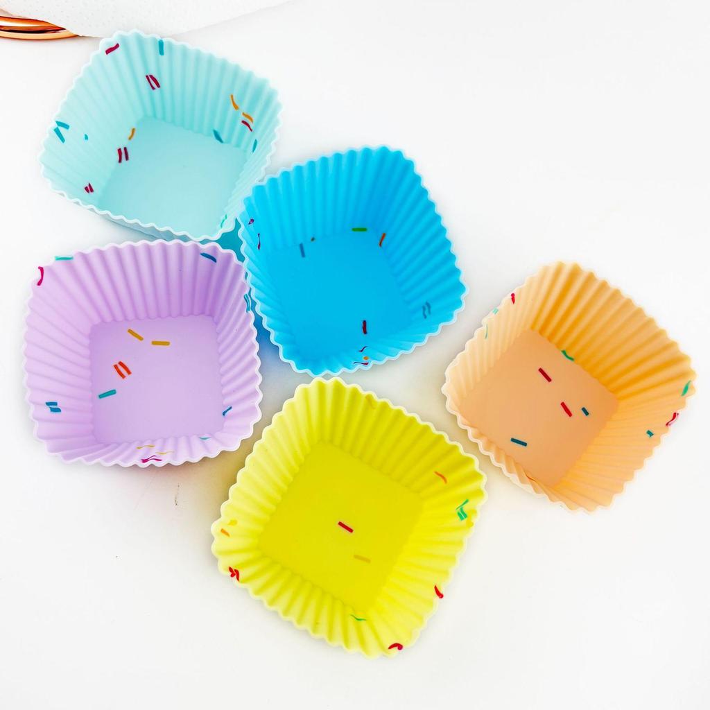 Silicone Muffin & Cake Cup Liner Mold Set