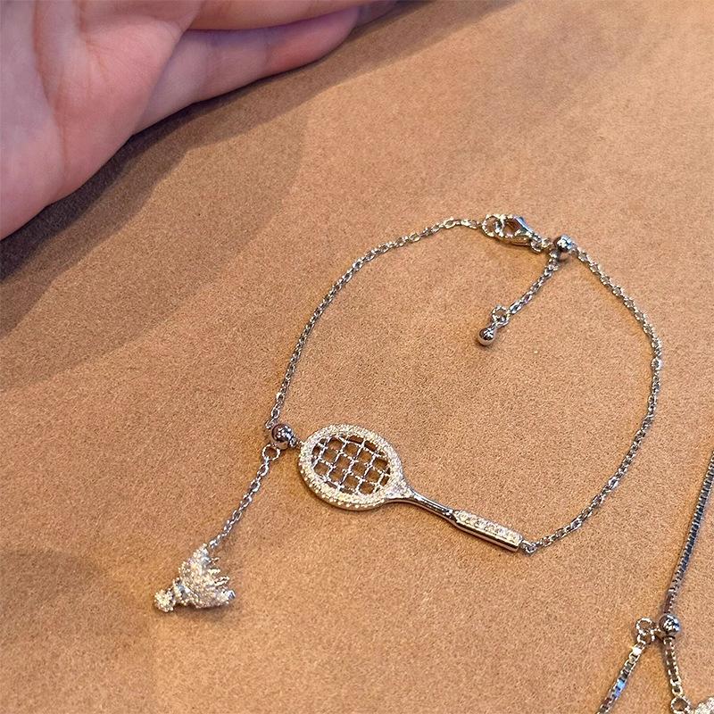 

Creative design inlay diamonds badminton racket adjustable collar chain unique design bracelet high-end and fashion jewelry sets