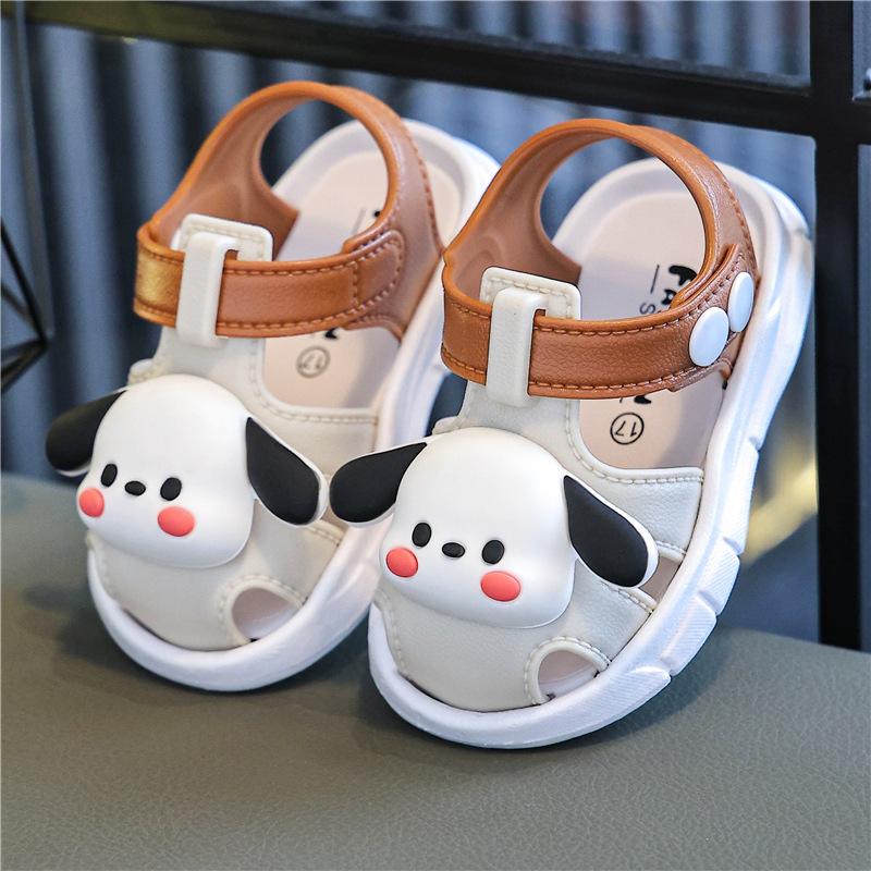 Waterproof plastic baby sandals with covered toes, non-slip soft-soled toddler shoes for boys and girls, baby pre-walking shoes0-3Summer 19Inner Length13.5cm abou светло-коричневого