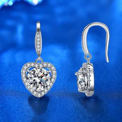Luxury 925 Sterling Silver Women Earrings 1 .0ct D Color Moissanite Heart Earrings For Women Bride Sparkling Wedding Jewelry Gift