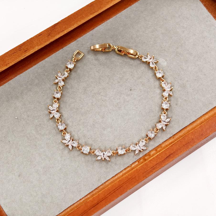 Gesi En Luxury White Zircon Butterfly Bracelet - Creative Valentine s Day Gift