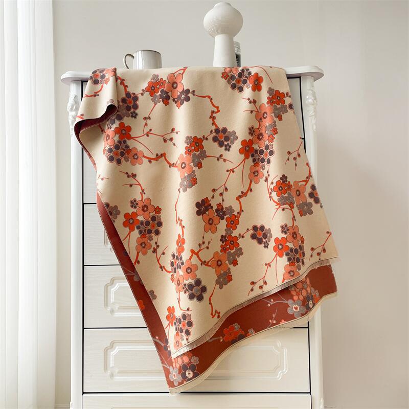 400g Retro Ethnic Bluebird Scarf: Women's Winter Warm Neck Warmer, High-End Imitation Cashmere Shawl.