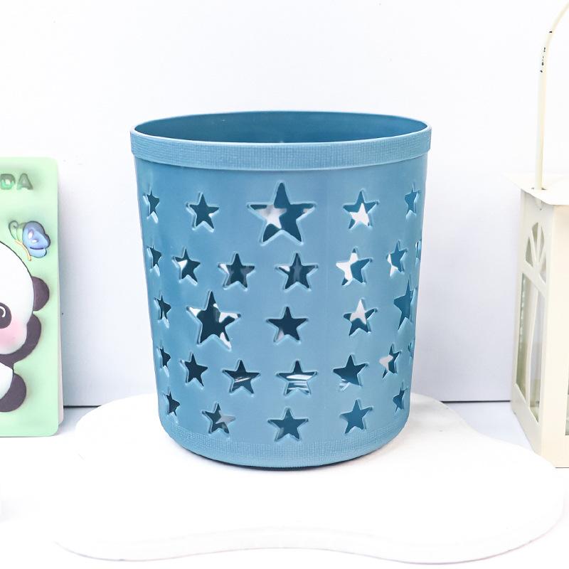 Hollow Star Plastic Pen Holders - Round Desktop Organizers with Cute Animal & Star Designs, Ideal for Office & Art Supplies