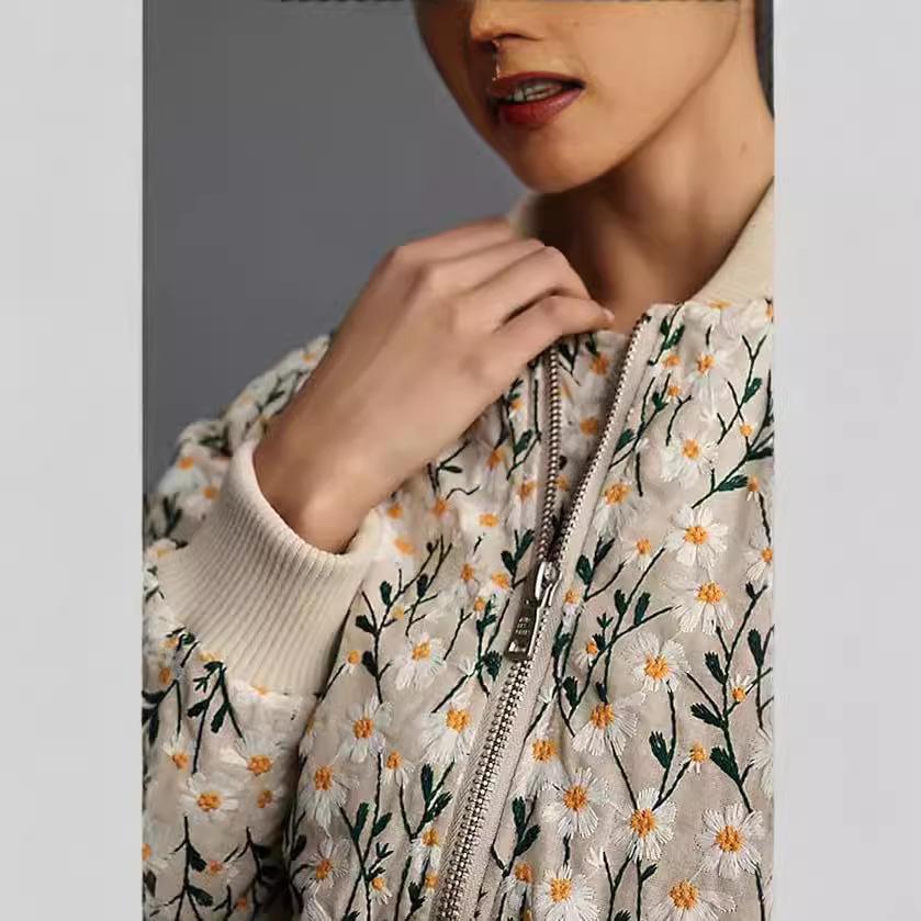 Women's Embroidered Daisy Cropped Bomber Jacket Long Sleeve Quilted Puffer Jackets Padded Coat Outerwear